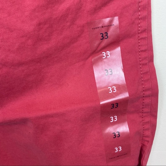 Tommy Hilfiger || Flat Front Shorts; Size 33 Waist - Picture 8 of 12